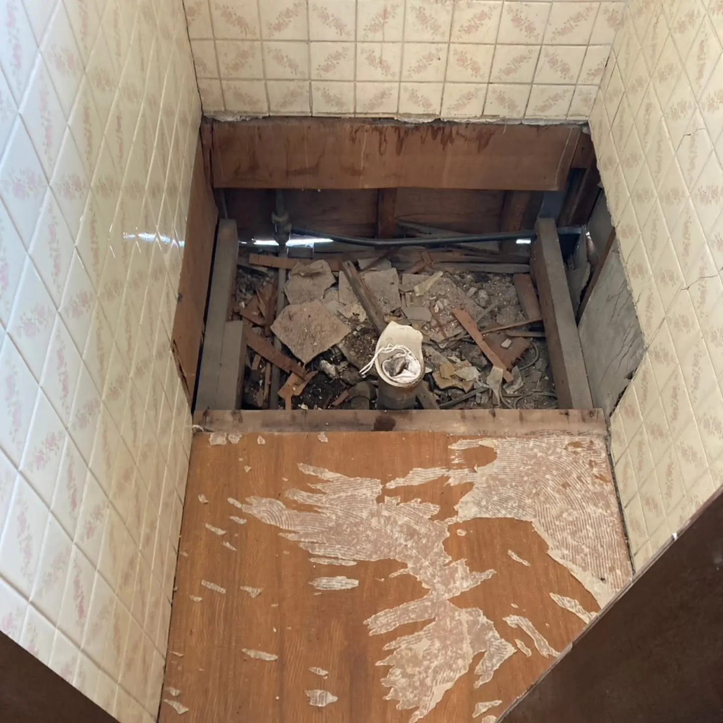 今日は熊本市でトイレ改修工事。
